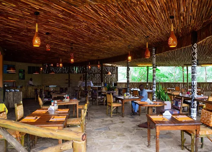 Boma Simba Safari Lodge